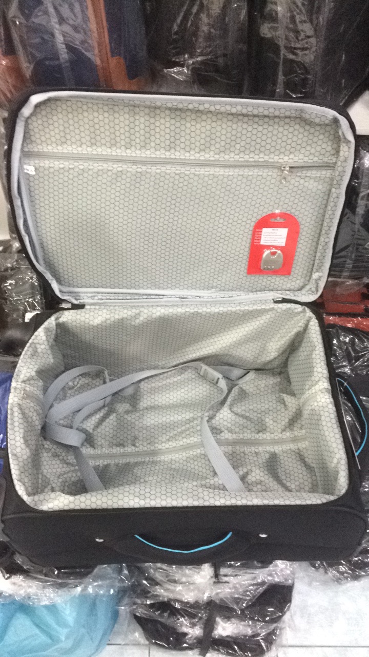 กระเป๋าเดินทางล้อลาก 4 ล้อหมุน 360 องศา WL 024